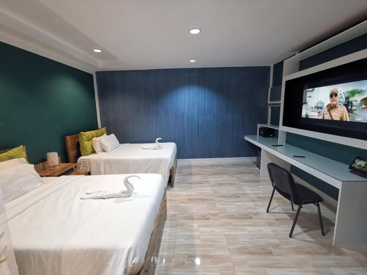 Pescadores Suites Moalboal Exterior photo